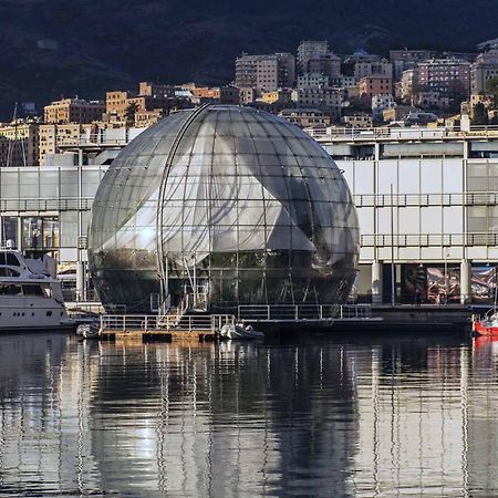 Ferienwohnung La Finestra Sul Museo Del Mare Genua Exterior foto