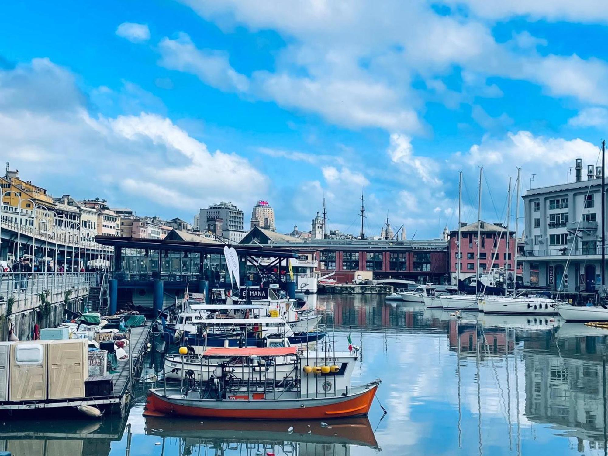 Ferienwohnung La Finestra Sul Museo Del Mare Genua Exterior foto